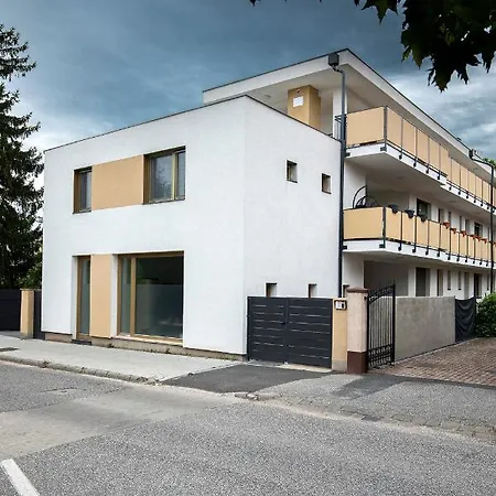 Trend Ba Apartment *